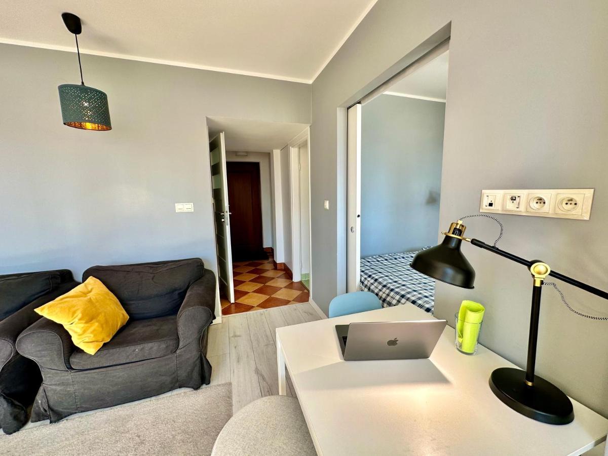 Appartement Gold 2 King Size Bed, Metro X2 Free Wifi, 50'Tv Netflix, Hbo, Appletv+ à Varsovie Extérieur photo