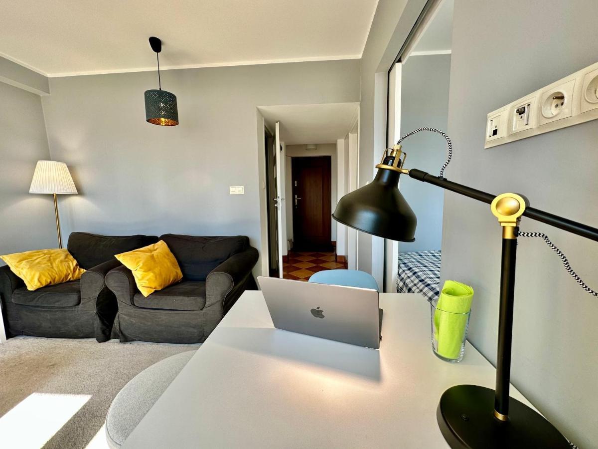 Appartement Gold 2 King Size Bed, Metro X2 Free Wifi, 50'Tv Netflix, Hbo, Appletv+ à Varsovie Extérieur photo
