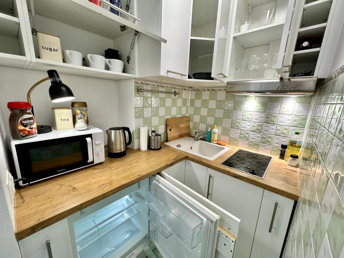 Appartement Gold 2 King Size Bed, Metro X2 Free Wifi, 50'Tv Netflix, Hbo, Appletv+ à Varsovie Extérieur photo